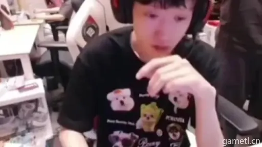 LOL选手Shanks直播道歉风波:素人战队怒扣三月工资! LOL选手Shanks直播道歉风波:素人战队怒扣三月工资!